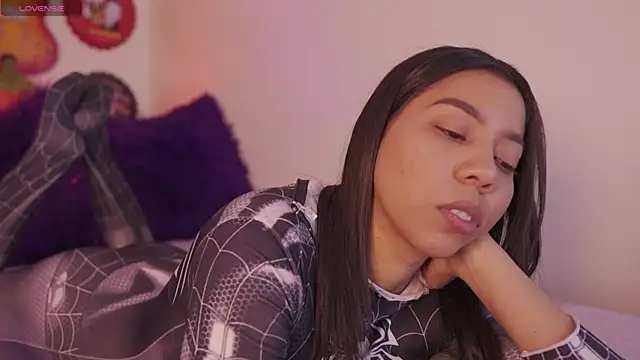 Czat XXX na żywo – madelyn_rose_