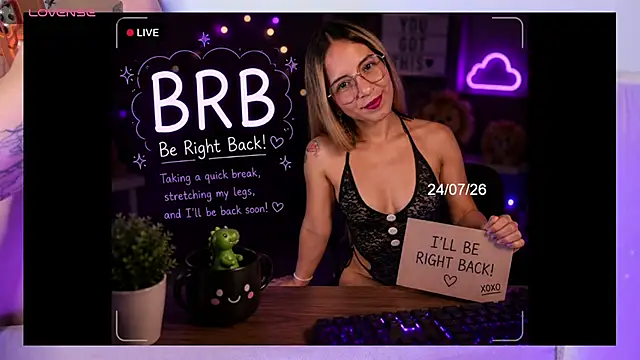 Lilacutte_ Live XXX Chat