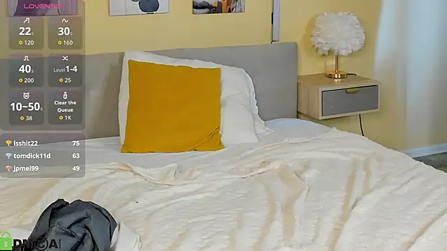 ReneeFoxy_'s Live XXX Chat