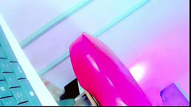 malahya_'s Live XXX Chat