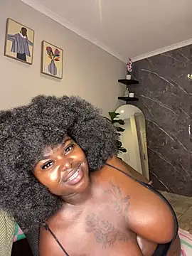 Honeycoco0211 Adlı Modelin Canlı XXX Sohbeti