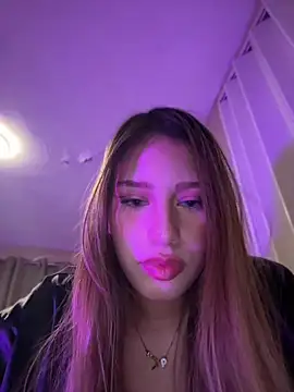 romyamo's Live XXX Chat
