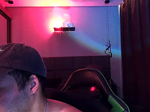 Ale_Mineiro Chat XXX in diretta