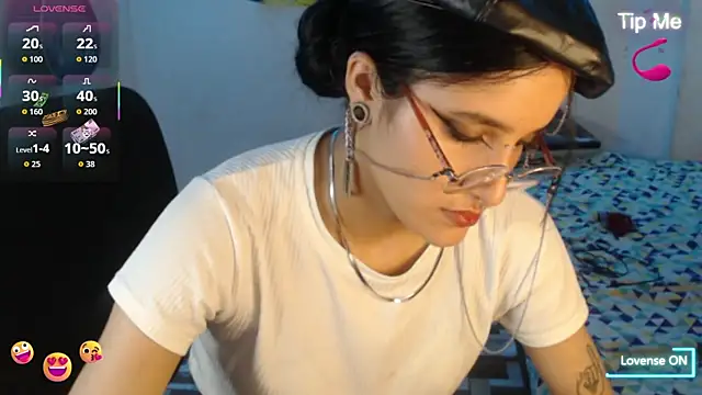 Chat +18 de bastethott ao vivo