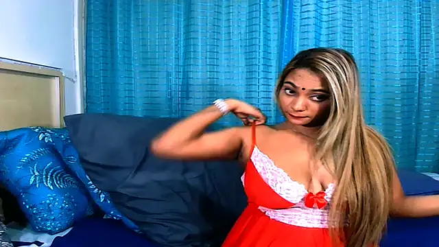 sexyindianchic Adlı Modelin Canlı XXX Sohbeti