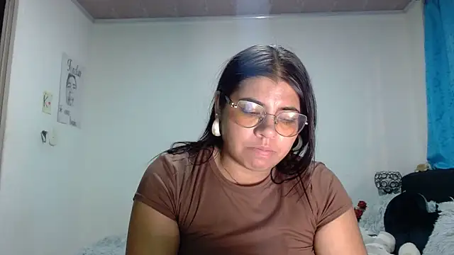 دردشة Kimmy_kimmy_ الجنسية المباشرة