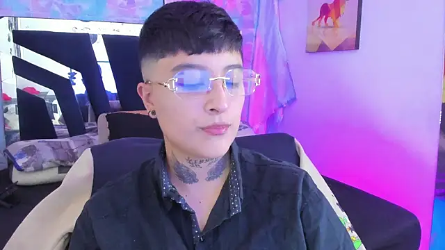 Chat +18 de abby_thompson____ ao vivo