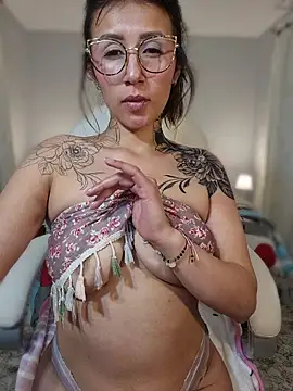 Mar_puentes Chat XXX live