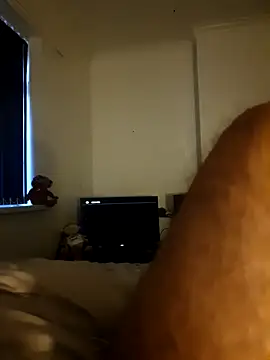 Verynaughtyxx webcam show
