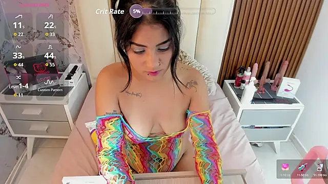 NINAMARTINS XXX чат на живо