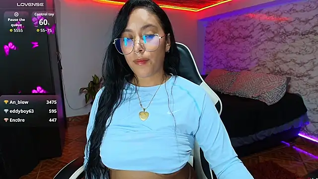 Chat +18 de Camila_IRoose ao vivo