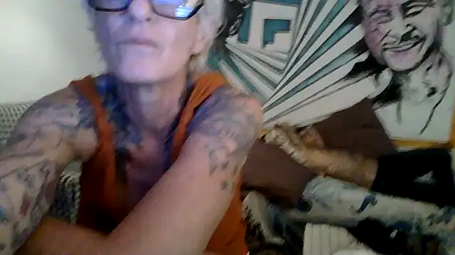 SipenAt Chat XXX live