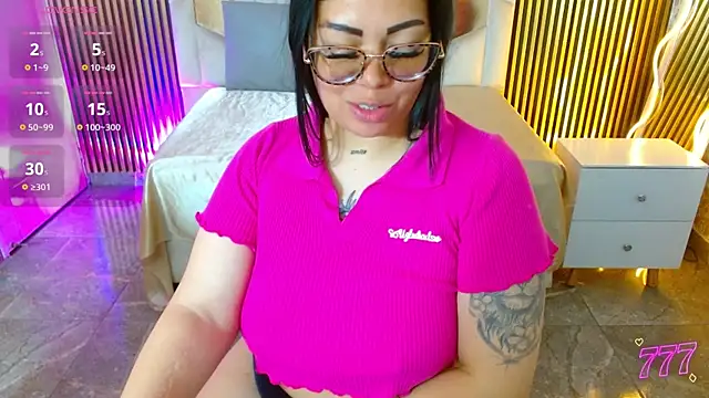 martinna_tay live XXX chat
