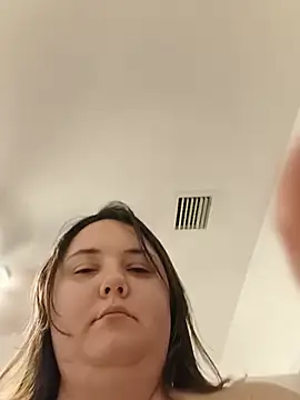 stellabellaaa's Live XXX Chat