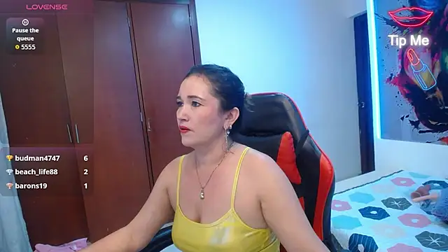 noelia_milf19's Live XXX Chat