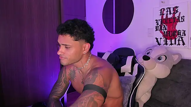 Alessandro_Vanni – Live XXX-chat