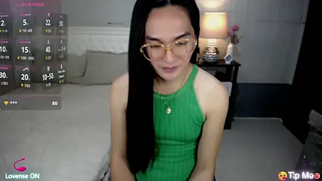 AsianSweetHeartxX's Live XXX Chat