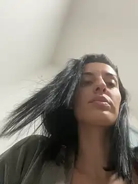 Catmila94: απευθείας συνομιλία ΧΧΧ