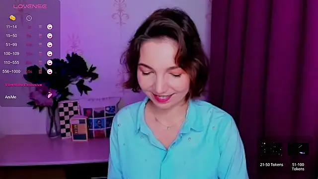 KindHazelHere_ Chat XXX in diretta