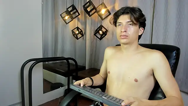 Marcoviolet Live XXX Chat