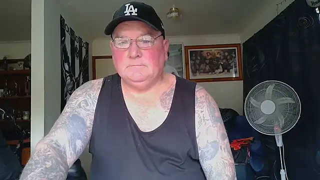 Živý XXX chat KINKYBLUEYES69