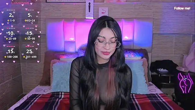 Chat +18 de mia_devine_ ao vivo