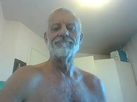 PierPesaroX Live XXX Chat