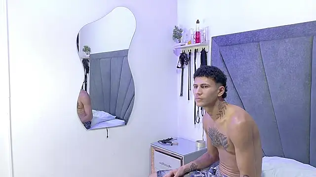 Chat XXX ao vivo de DirtyChemistry_OS