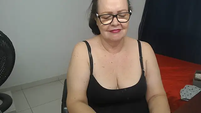 Czat XXX na żywo – latinalili9