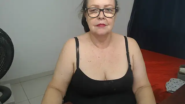 Chatroom XXX en direct de latinalili9