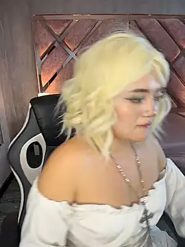 lya_nekko_ live XXX chat