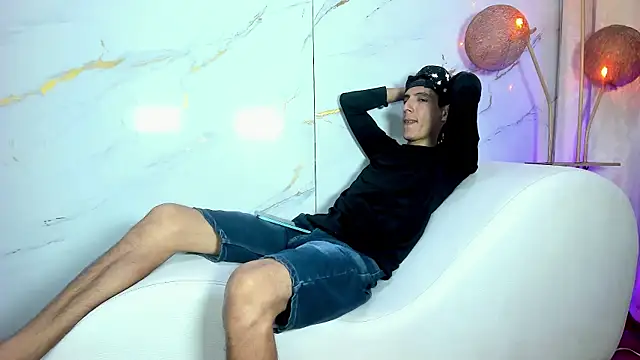 AmazingOrgasm 即時 XXX 聊天