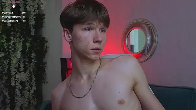 Chat XXX ao vivo de cuMte_boy