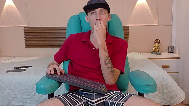 Онлайн чат XXX Max_saenz