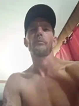 Show modela mikebix1990 na web-kameri