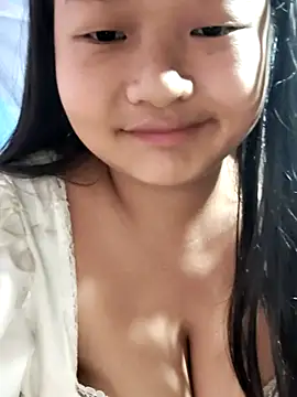 Chat XXX en directo de Miu-beobeo