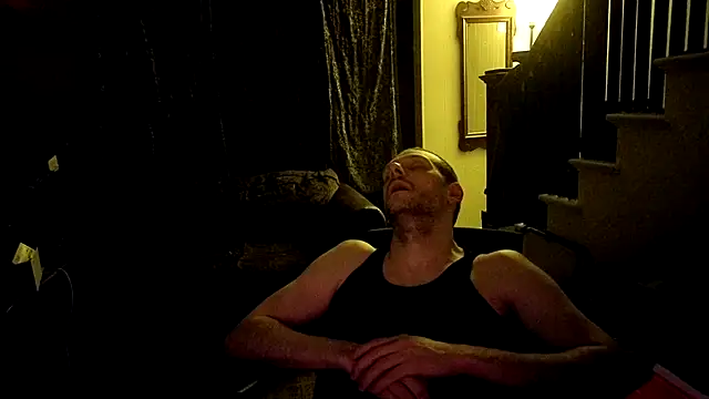 MasterDaddyCool élő XXX-chatje