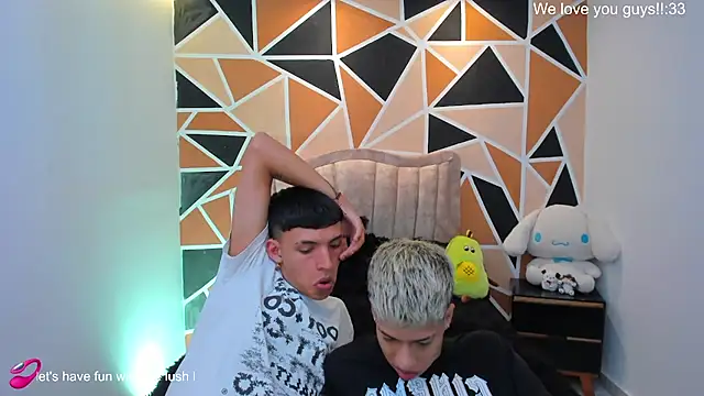 Juan_Nd_Steven Chat XXX in diretta