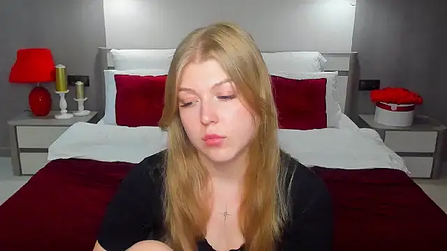 Stella_Light: онлайн-секс-чат