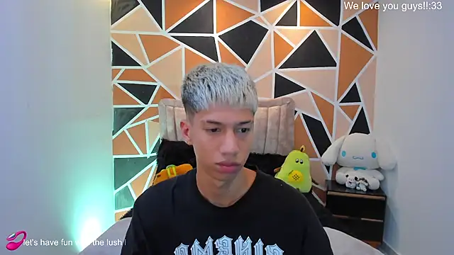Juan_Nd_Steven's Live XXX Chat