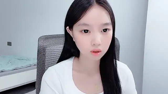 XXX chat uživo modela Yoyo33355