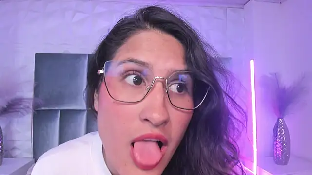 AmbarOnix Live XXX-Chat