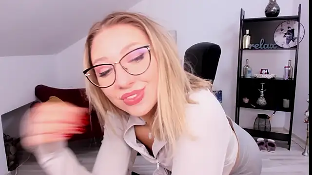 Chat +18 de EllisYa ao vivo