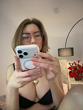 Chat XXX en directo de Ivysnow