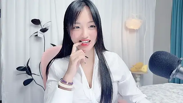 Živý XXX chat Winnie666999