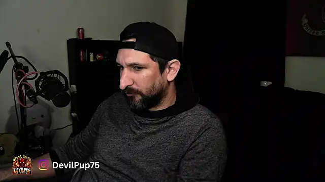 Czat XXX na żywo – DevilPup75_