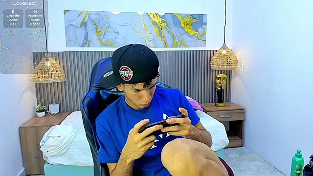 XXX chat uživo modela JDWhite18