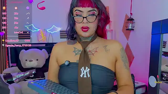 XXX chat uživo modela LauriInk1