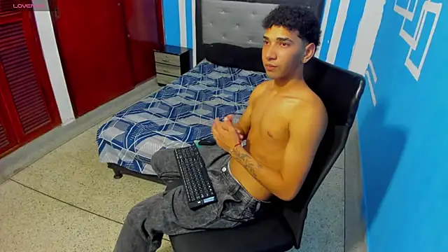 efrain_boy Live XXX Chat