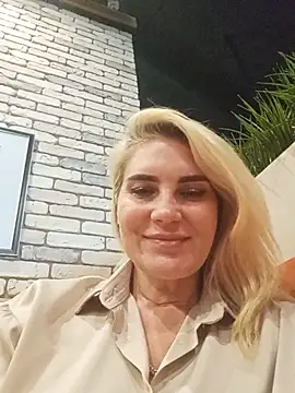 JennyOMay Chat XXX live